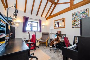 Photo 27- click for photo gallery